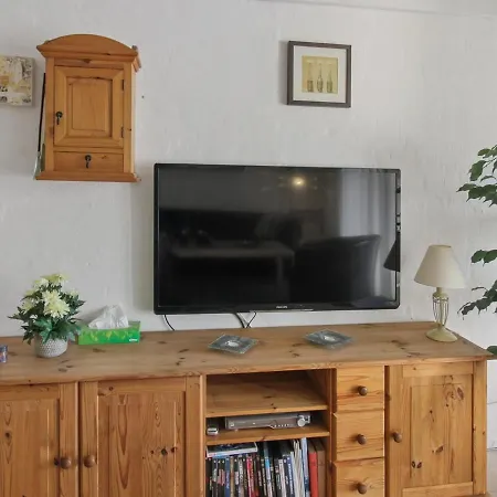Apartment Erica - 6km From The Sea In Bornholm By Interhome *
