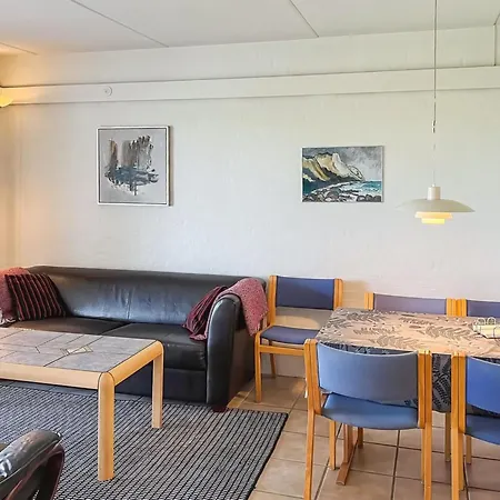 Erica - 6km From The Sea By Interhome *